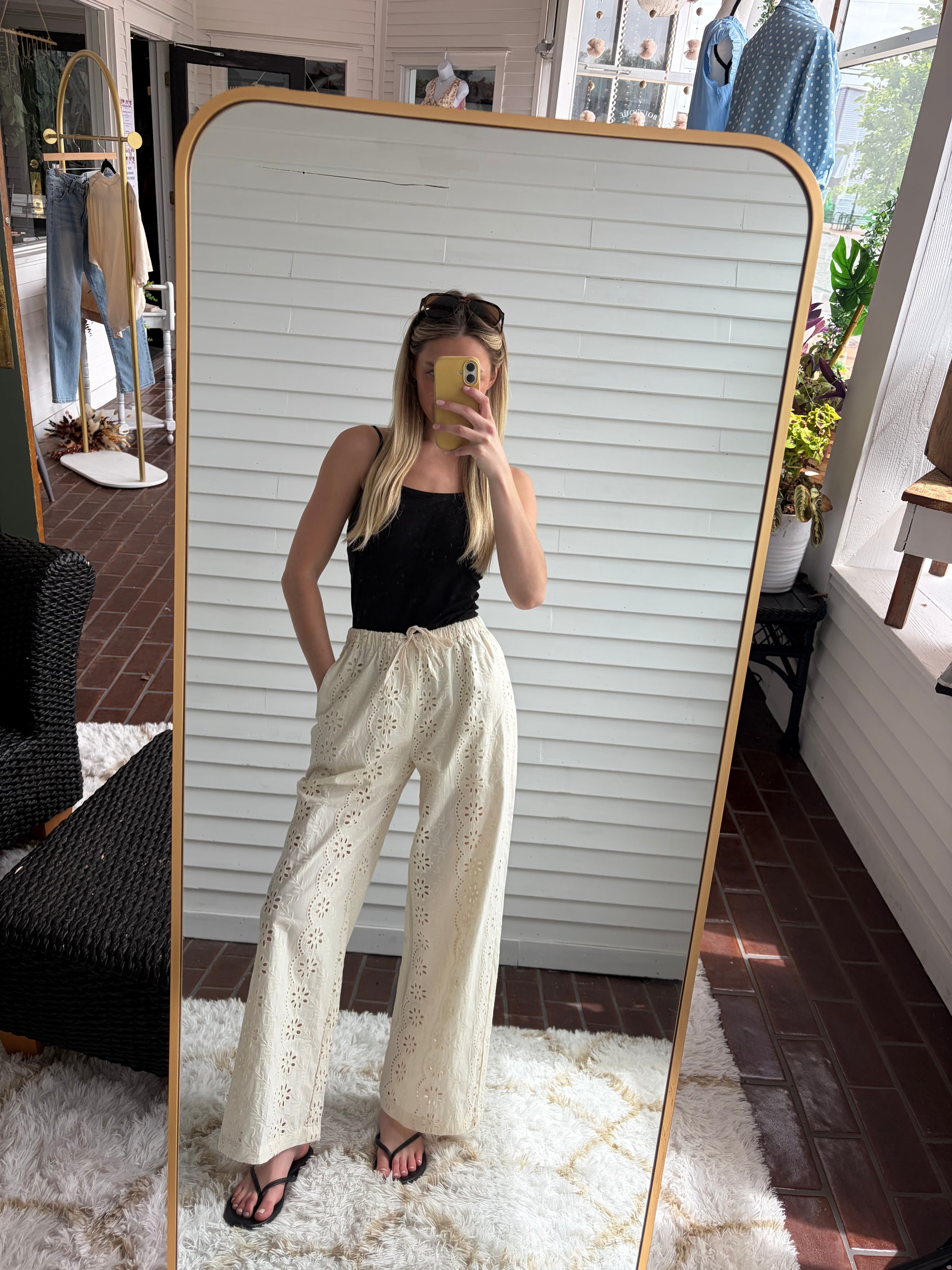 シミアンリング　Straight pants CREAM 新品未使用未開封　XL Tristen's Pants - Cream Pattern – ADC Boutique and Coffee House